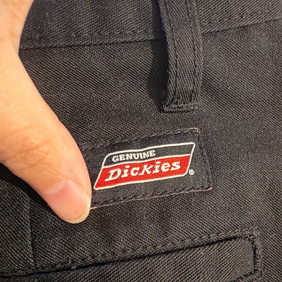 Dickies Cargo Shorts - Picture 2 of 5